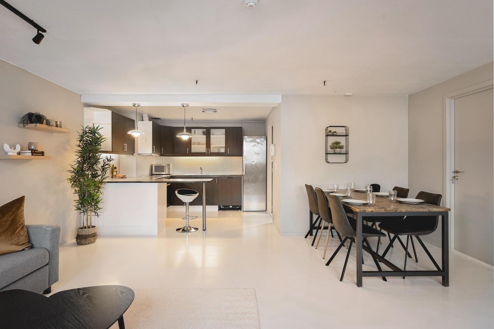 Arctic Homes - Downtown Penthouse ทรอมโซ ภายนอก รูปภาพ